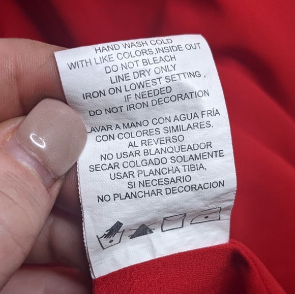 XOXO Red Strappy Top with Gold Accents ✨ Size L - Picture 8 of 8